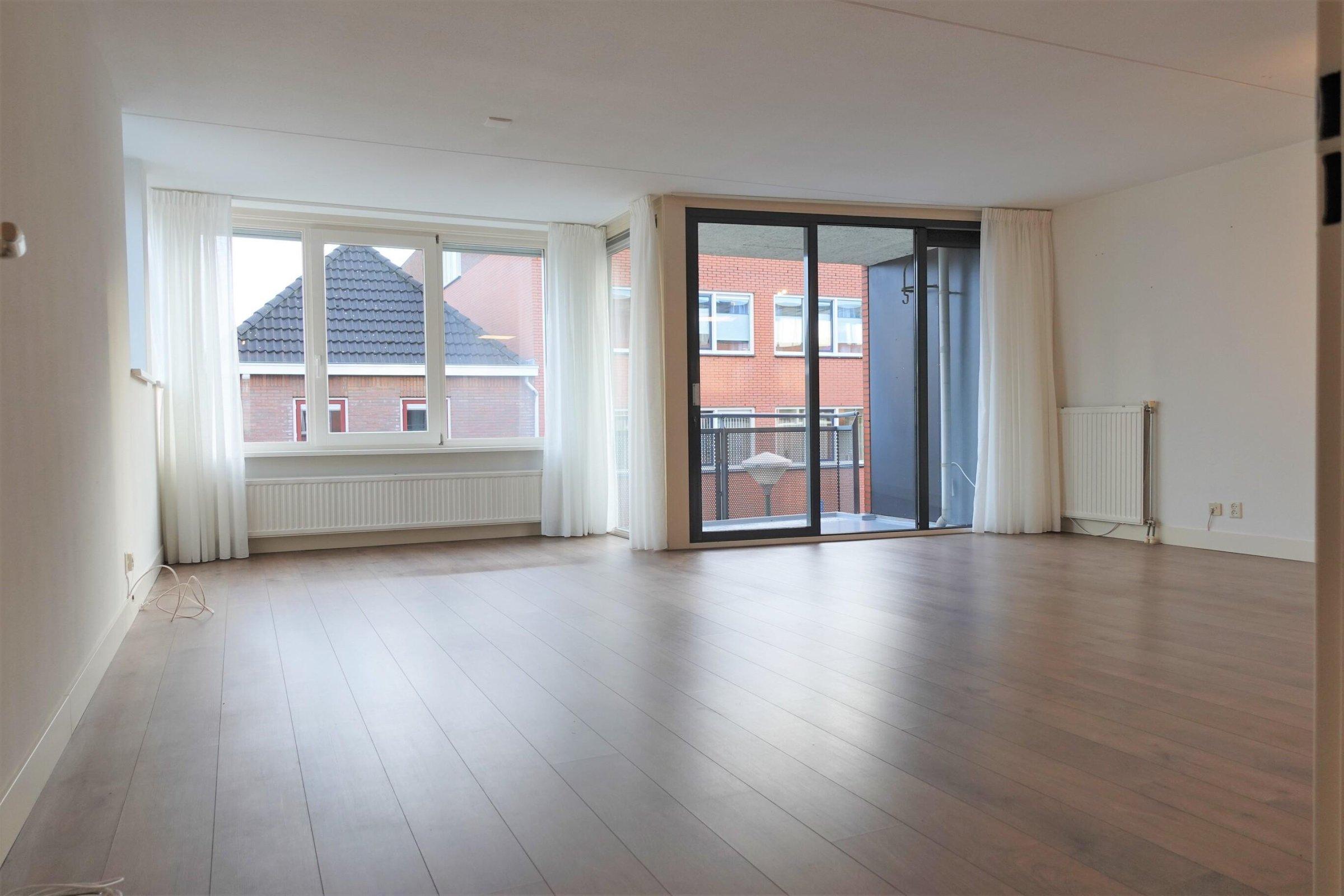 Woning te huur: Leidsestraatweg, Woerden