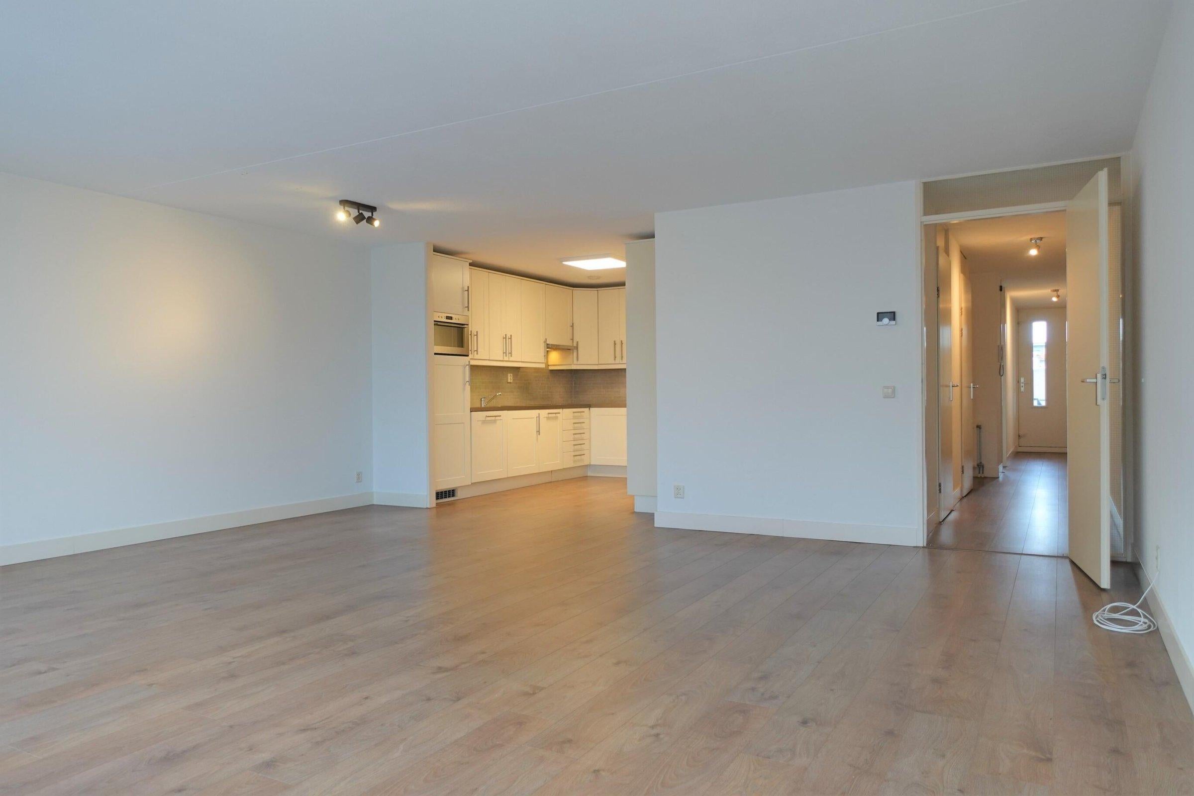 Woning te huur: Leidsestraatweg, Woerden