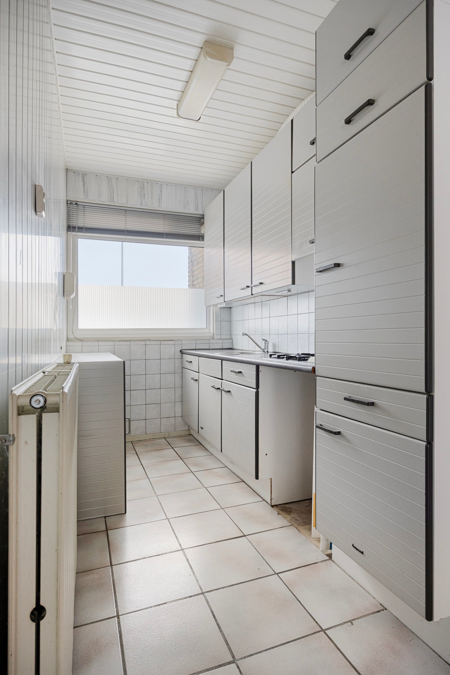 Tussenwoning te koop: Ossenisseweg 88, Rotterdam