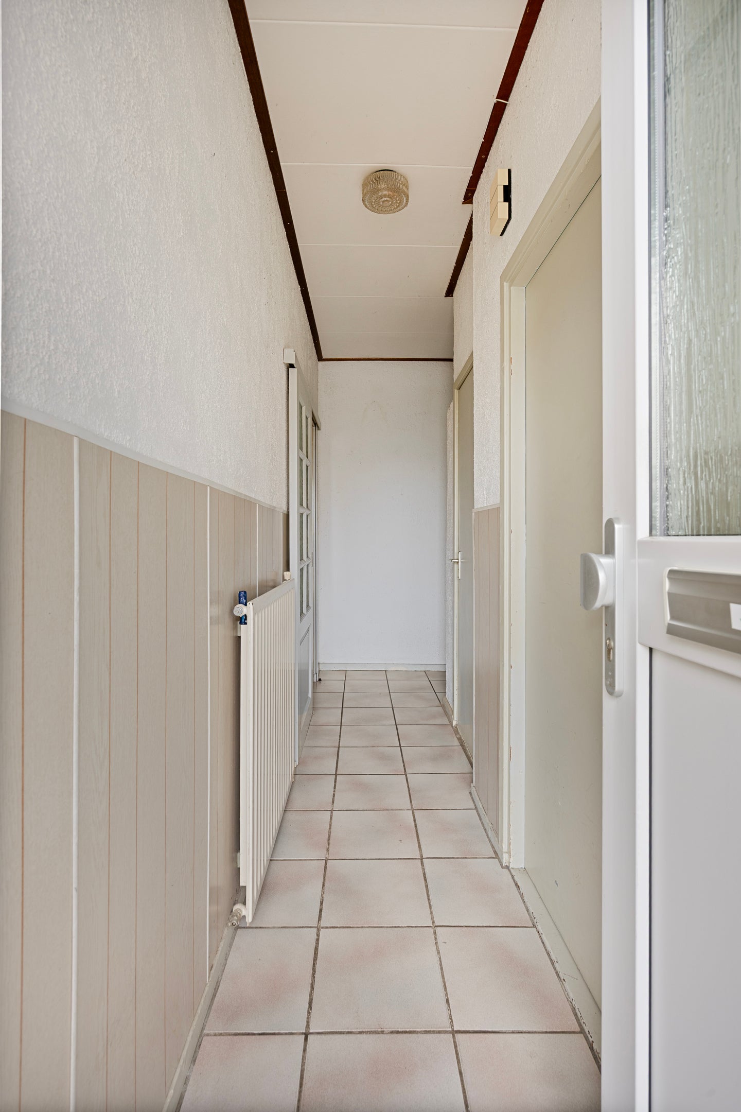 Tussenwoning te koop: Ossenisseweg 88, Rotterdam