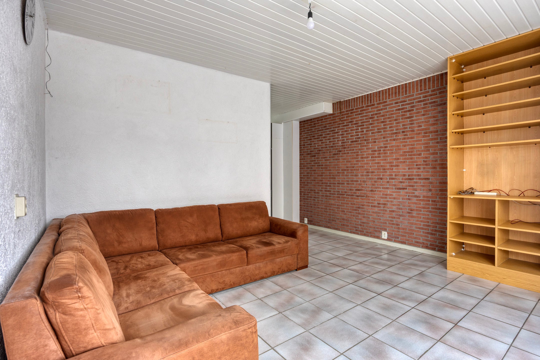 Tussenwoning te koop: Ossenisseweg 88, Rotterdam