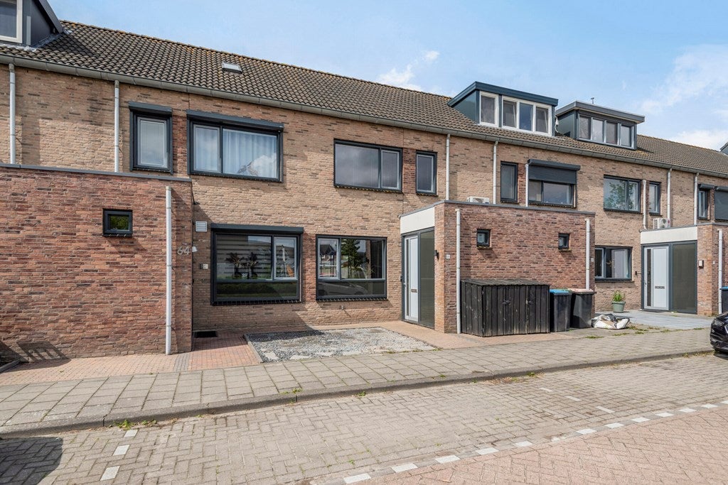 Huis Waterlinie 66 in Steenbergen