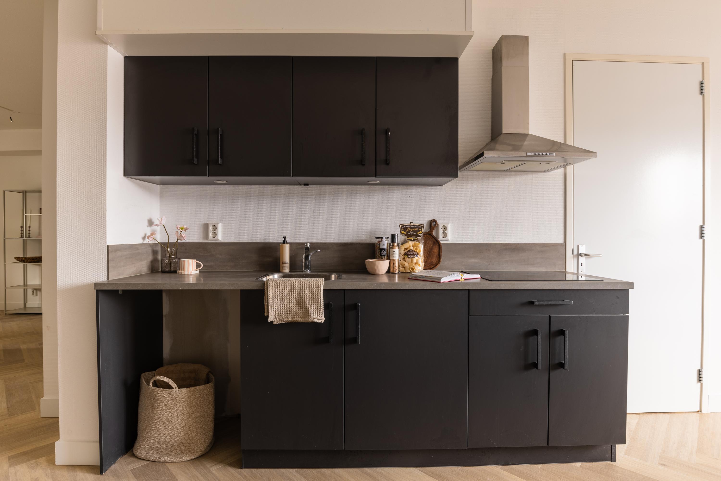 Appartement te koop: Nieuweweg 83H, Hoofddorp