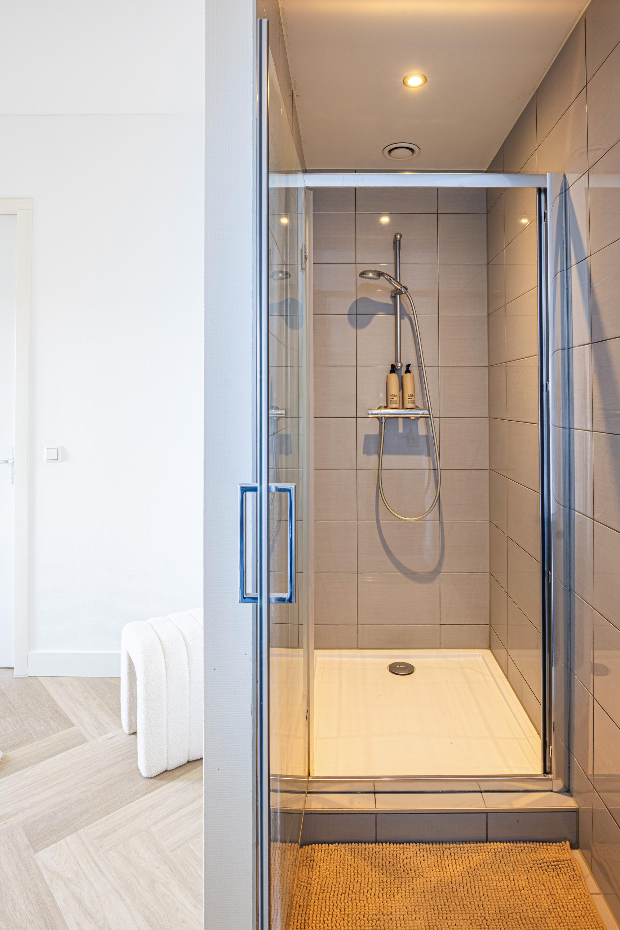 Appartement te koop: Nieuweweg 83H, Hoofddorp