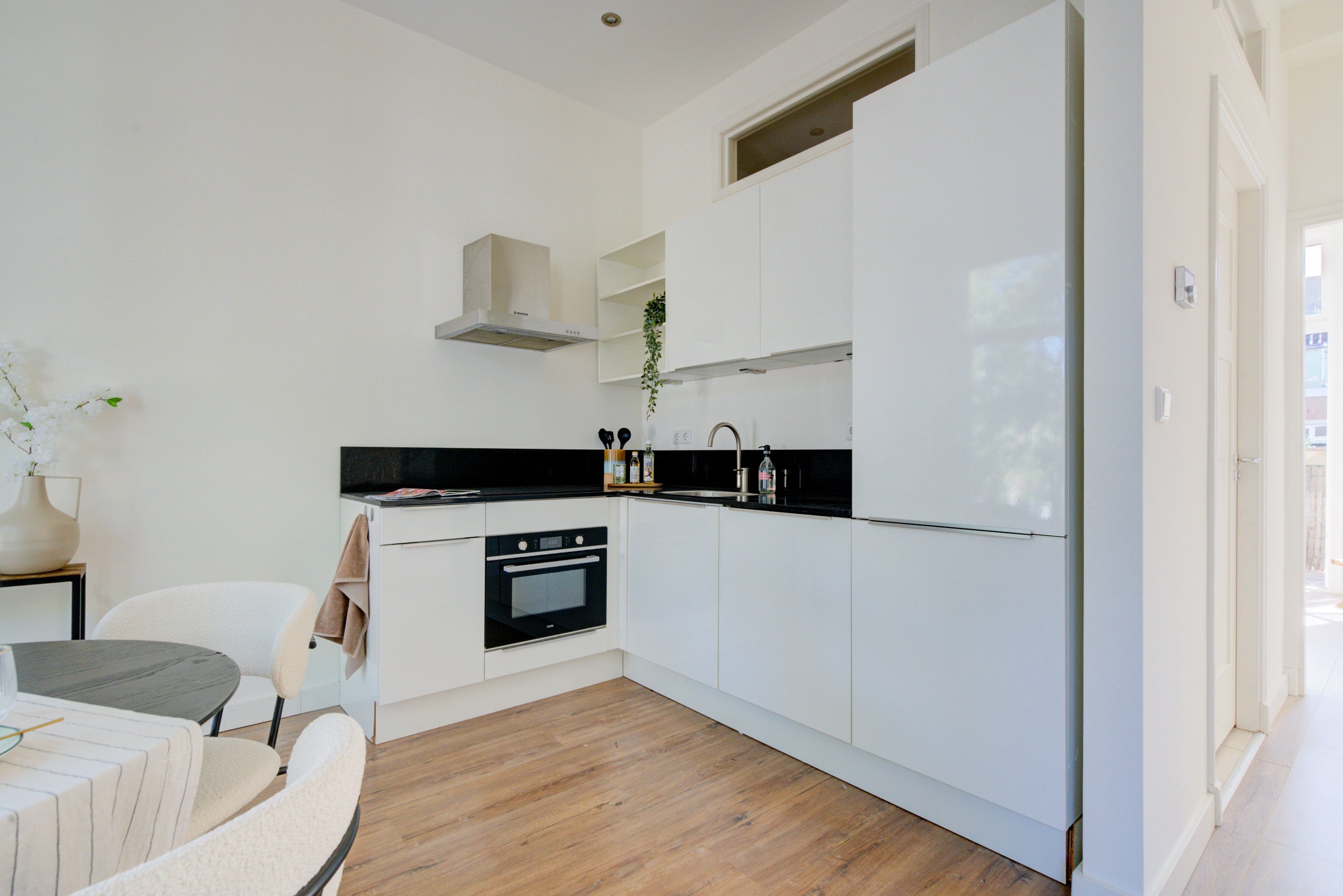 Appartement te koop: Voorhelmstraat 43A, Haarlem