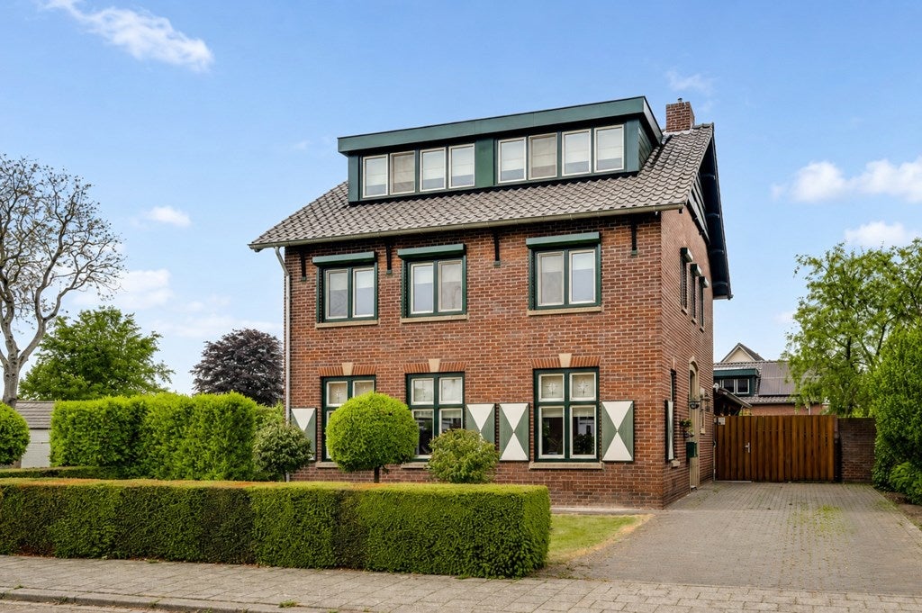 Huis Bredeweg 28 in Nederweert