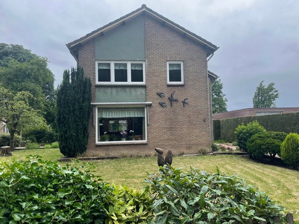 Huis Ambachtstraat 6 in Haalderen