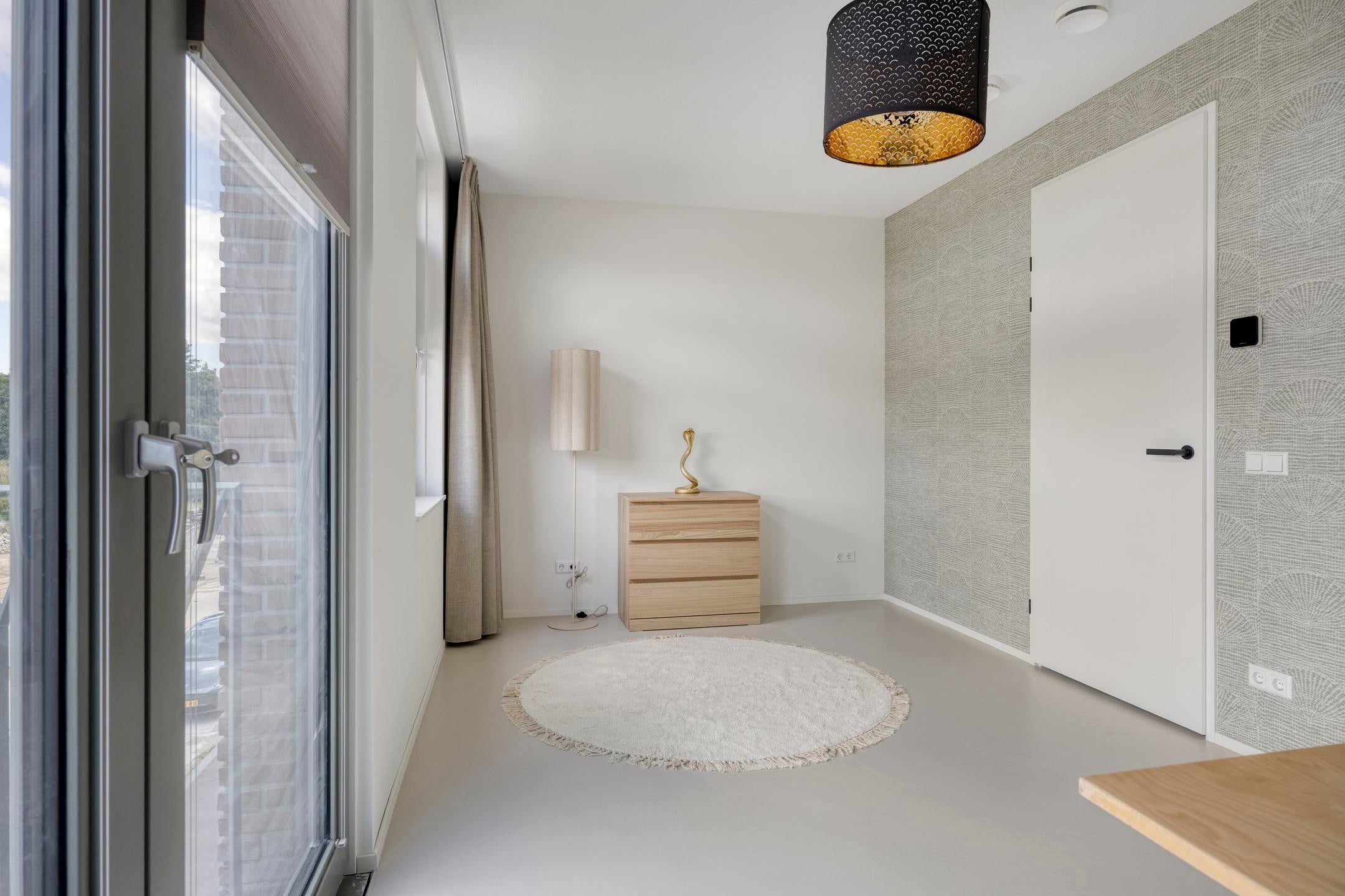 Tussenwoning te huur: Saskia Stuivelinglaan 11, Rotterdam