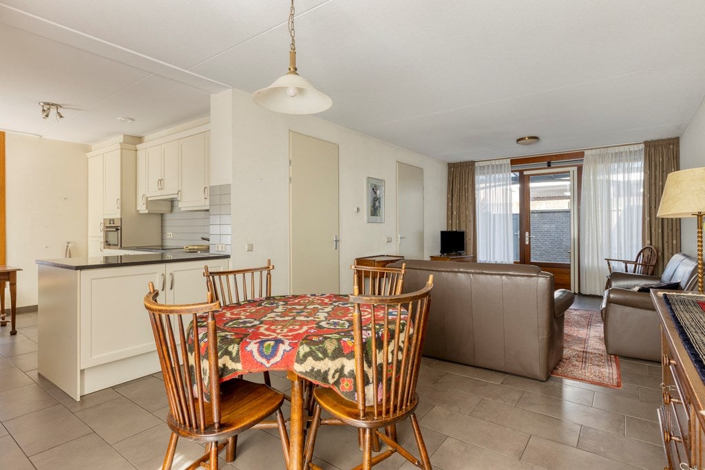 Hoekwoning te koop: Amalialaan 27, Bladel