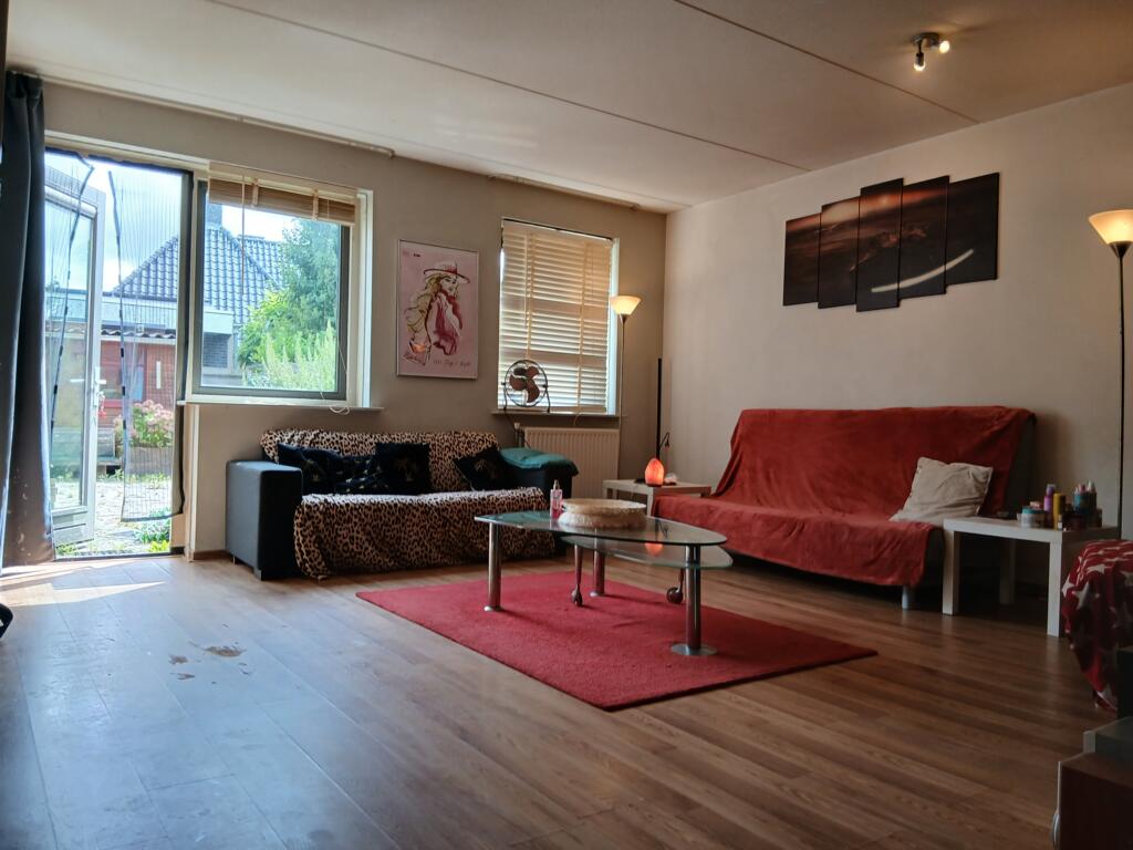 Tussenwoning te koop: Watersingel 78, Leek