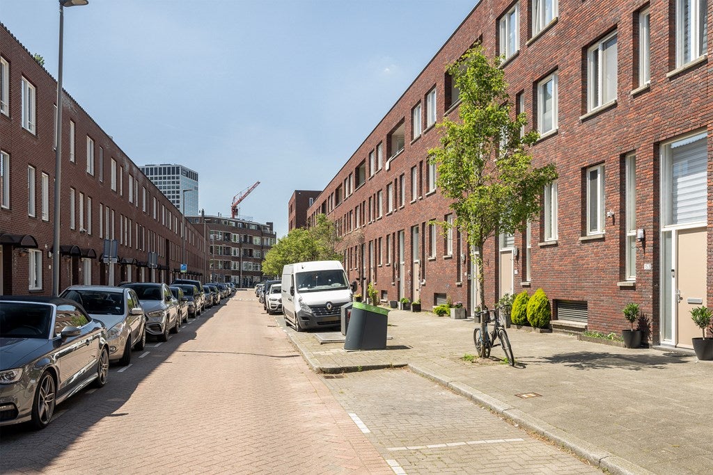 Appartement Mathenesserstraat 157 in Rotterdam