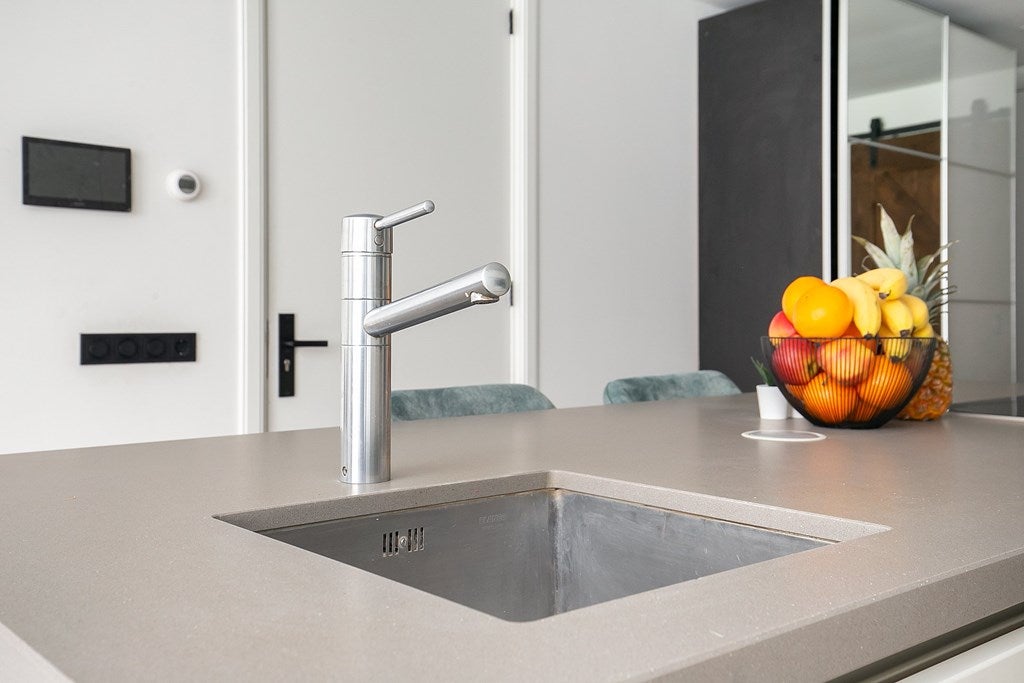 Woning te huur: Bezaanjachtplein, Amsterdam
