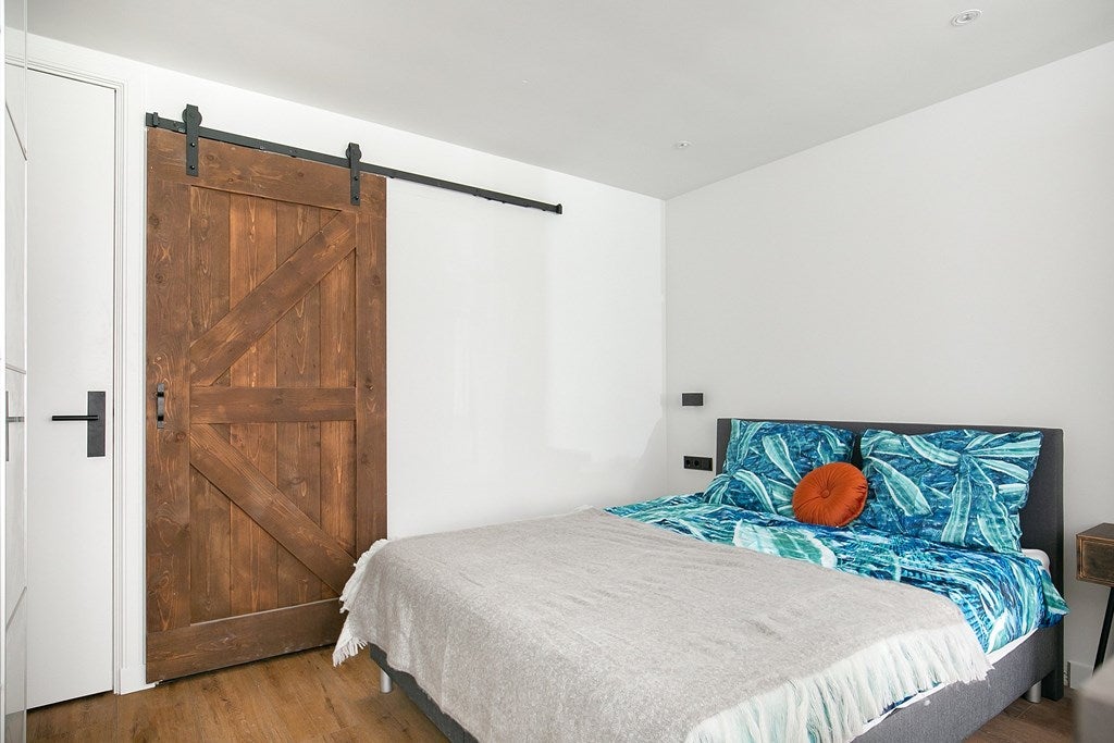 Woning te huur: Bezaanjachtplein, Amsterdam