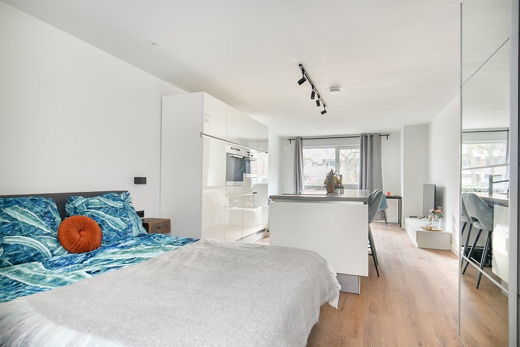 Woning te huur: Bezaanjachtplein, Amsterdam