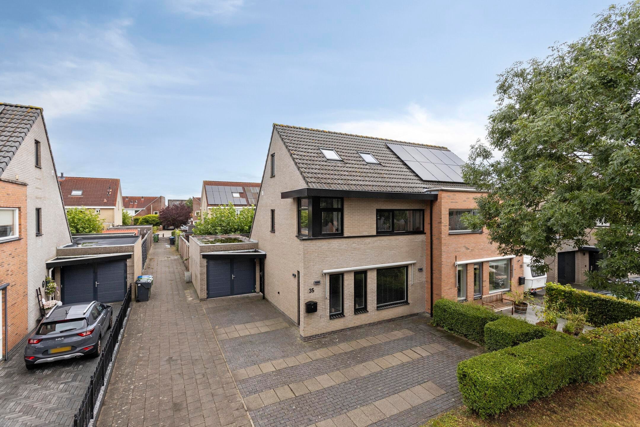 Twee-onder-één-kap te koop: De Welle 35, Leeuwarden