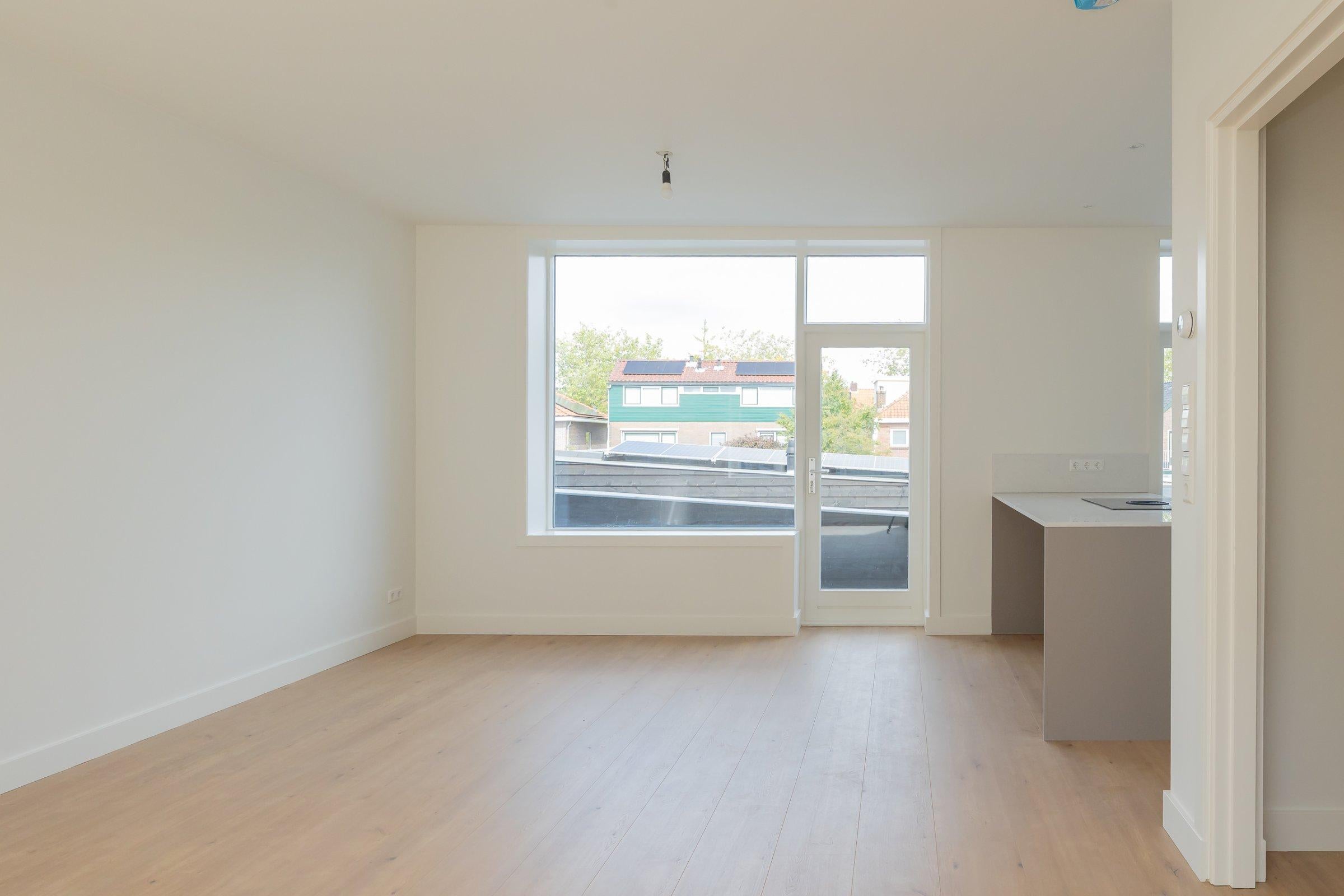 Appartement te huur: Dokter De Liefdestraat 12, Haarlem