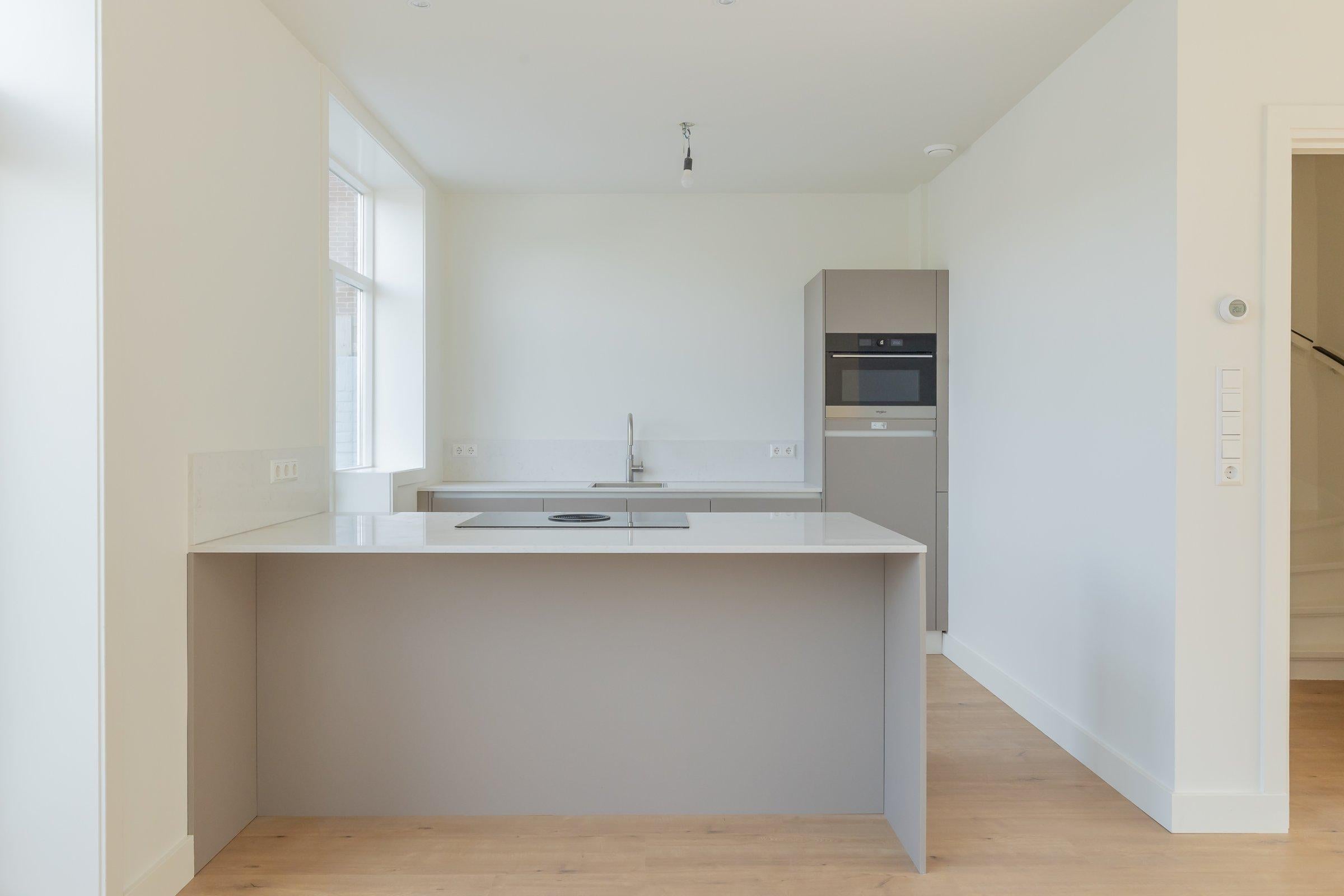 Appartement te huur: Dokter De Liefdestraat 12, Haarlem