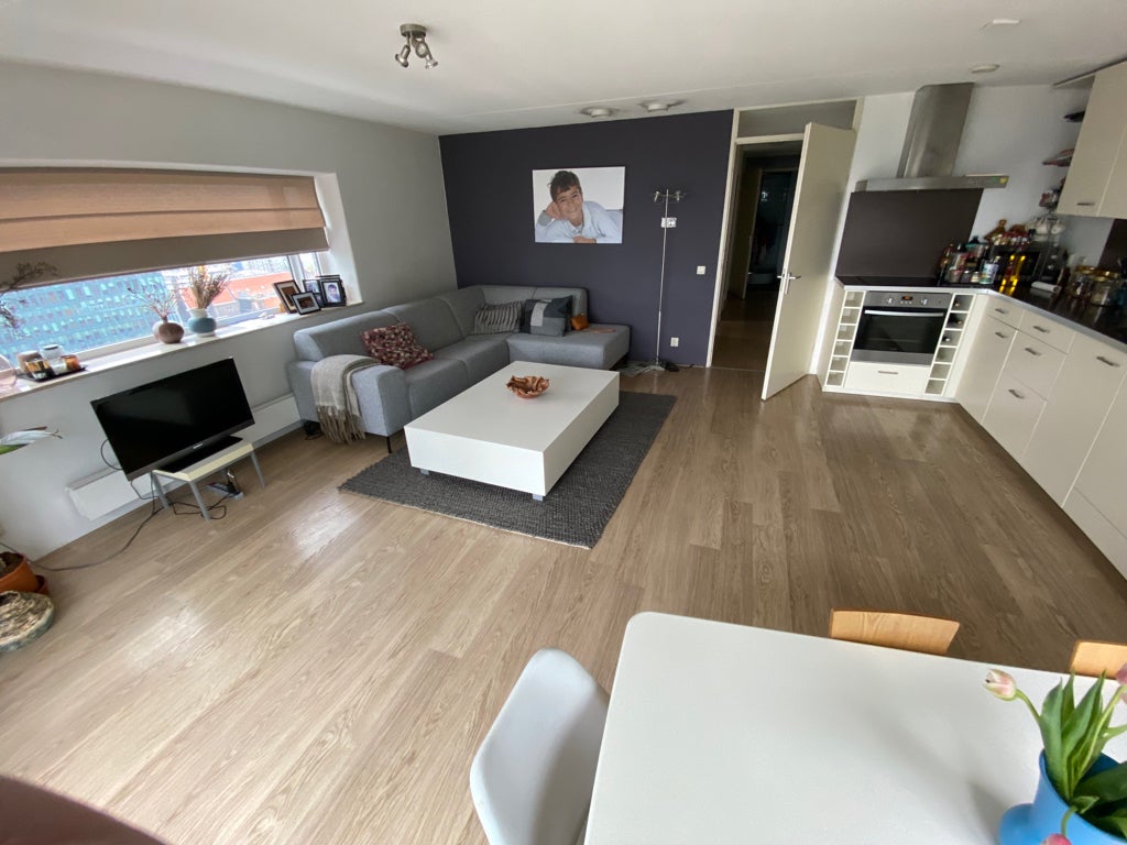 Appartement te huur: Wijnbrugstraat 203, Rotterdam