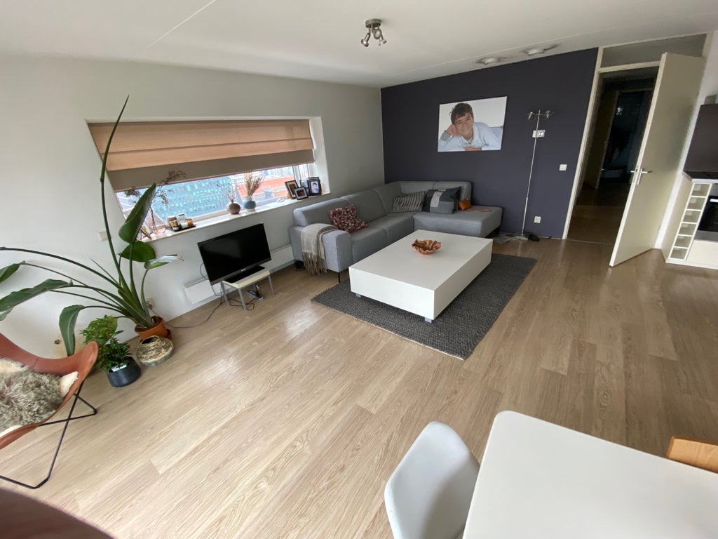 Appartement te huur: Wijnbrugstraat 203, Rotterdam