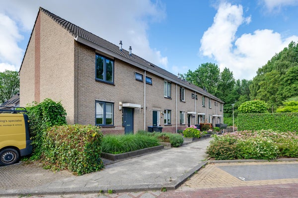 Huis te koop de Noordbank 40 in Rozenburg voor € 320.000