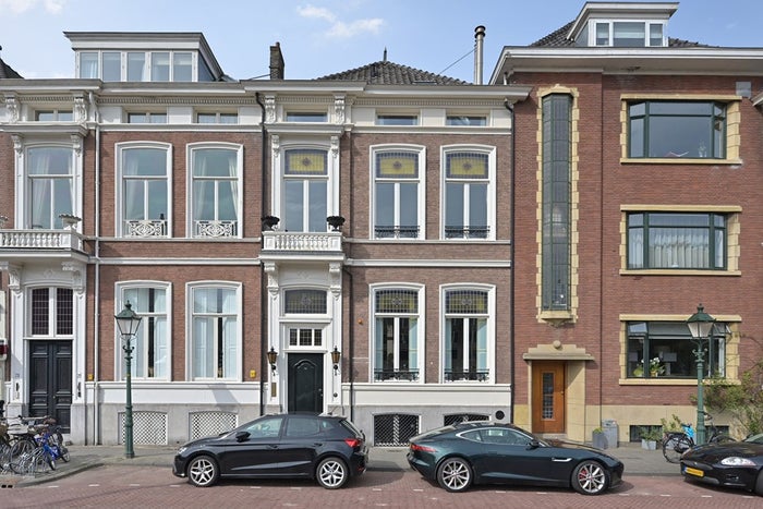 Koninginnegracht 76