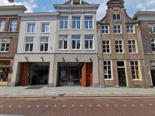 studios for rent on Vughterstraat