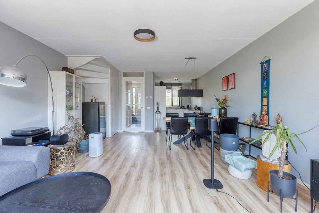Hoekwoning te koop: Henriëtte van der Meydreef 130, 'S-Gravenhage