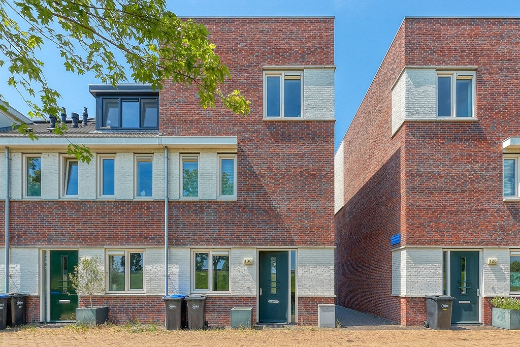Hoekwoning te koop: Henriëtte van der Meydreef 130, 'S-Gravenhage