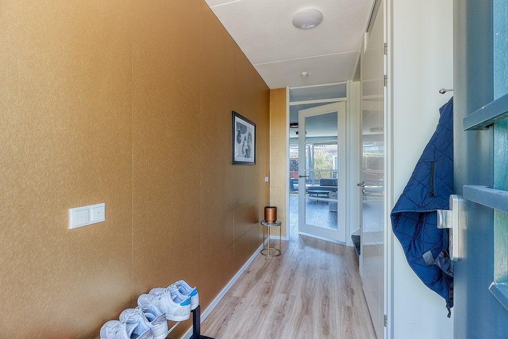 Hoekwoning te koop: Henriëtte van der Meydreef 130, 'S-Gravenhage
