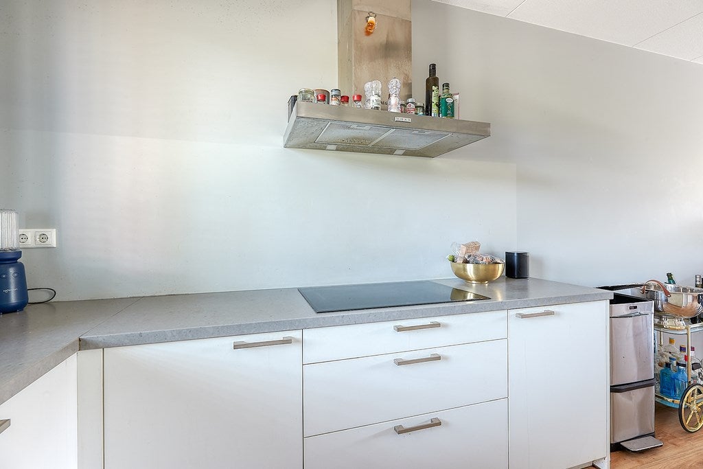 Hoekwoning te koop: Henriëtte van der Meydreef 130, 'S-Gravenhage