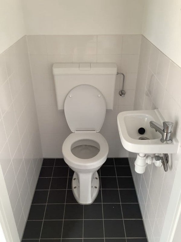 Appartement aan de Badrianhof in Amsterdam