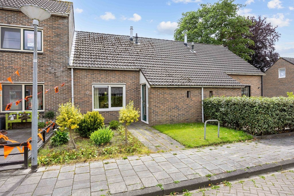 Huis Irenestraat 6 in Sebaldeburen