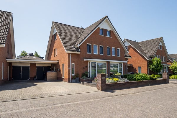 Huis J.H. Derksenstraat 33 in Meteren