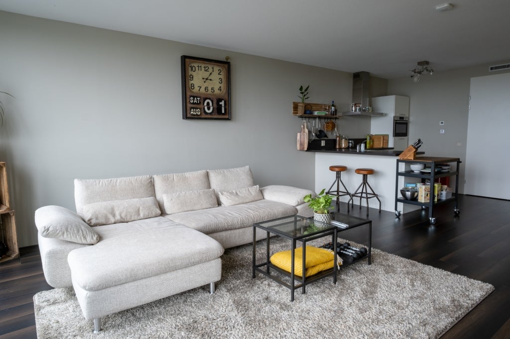 Woning te huur: Raadhuisplein, Hoofddorp