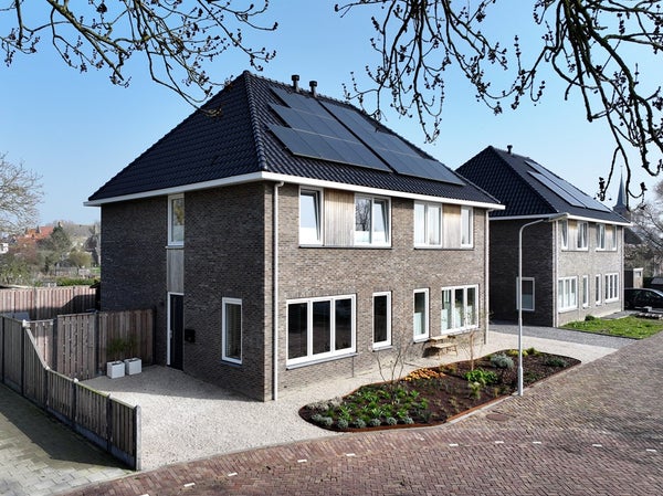 Jhr. de Brauwstraat 2 D