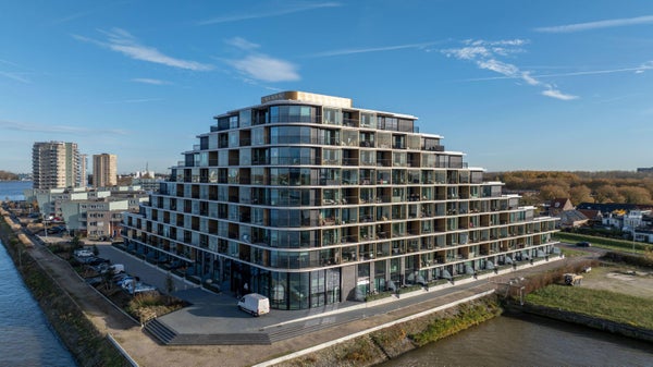 Appartement Pampuskade in Rotterdam
