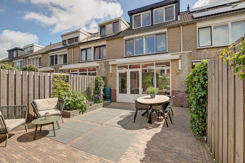 Huis Pastoor Kwakmanlaan 81 in Rijpwetering