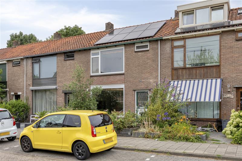 Tussenwoning te koop: Saturnusstraat 26, Purmerend