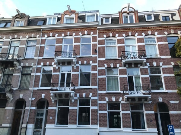 Appartement Van Eeghenstraat in Amsterdam