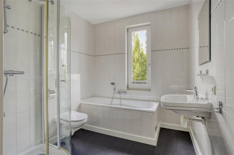 Tussenwoning te koop: Paaldijk 47, Zwaag