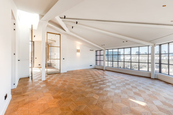Flat Scheldeplein in Amsterdam