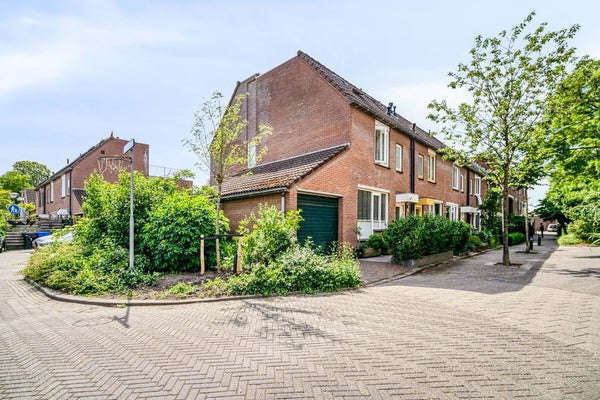 Koperwieklaan 67 in Voorschoten