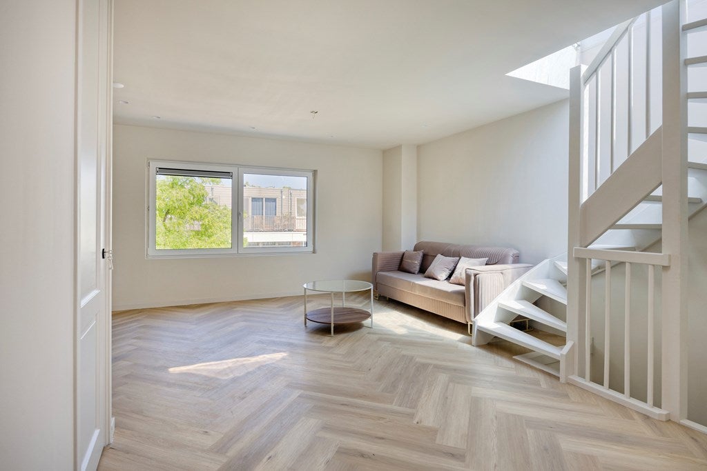 Woning te huur: Nieuwe Laan, Amsterdam