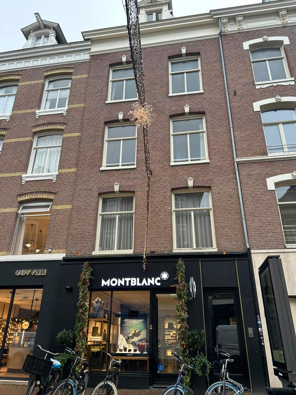 Appartement Pieter Cornelisz. Hooftstraat in Amsterdam