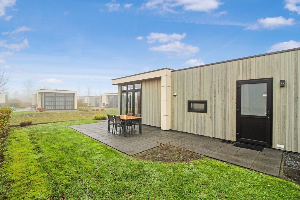 Vrijstaande woning te koop: Buitenhuizerweg 2-451, Velsen-Zuid