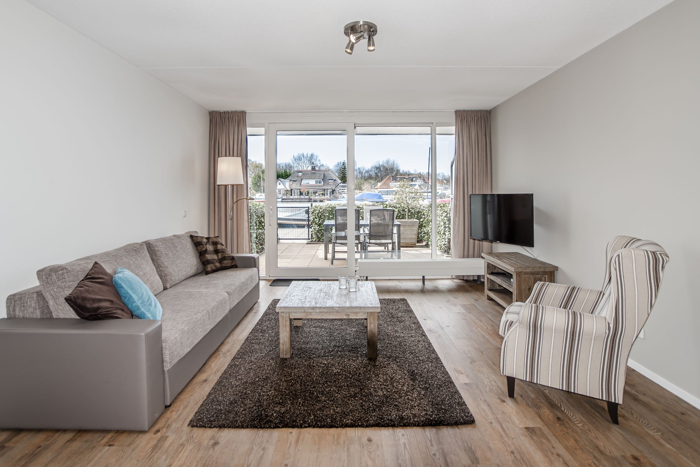 Woning te huur: Veerpolder, Warmond