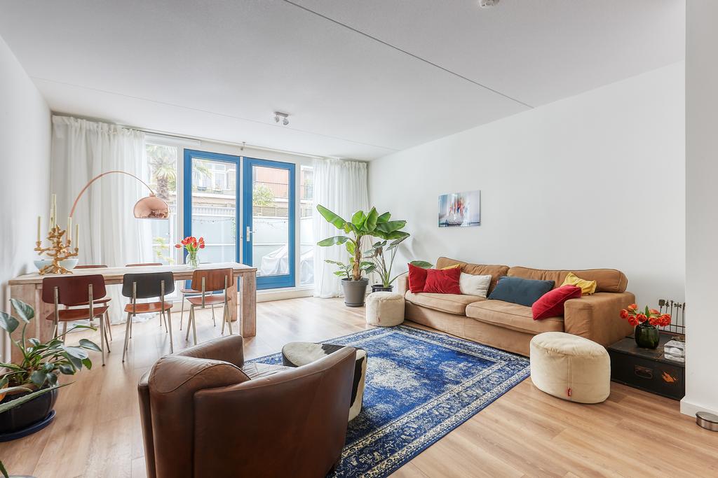 Flat Johannes Camphuijsstraat 163 F