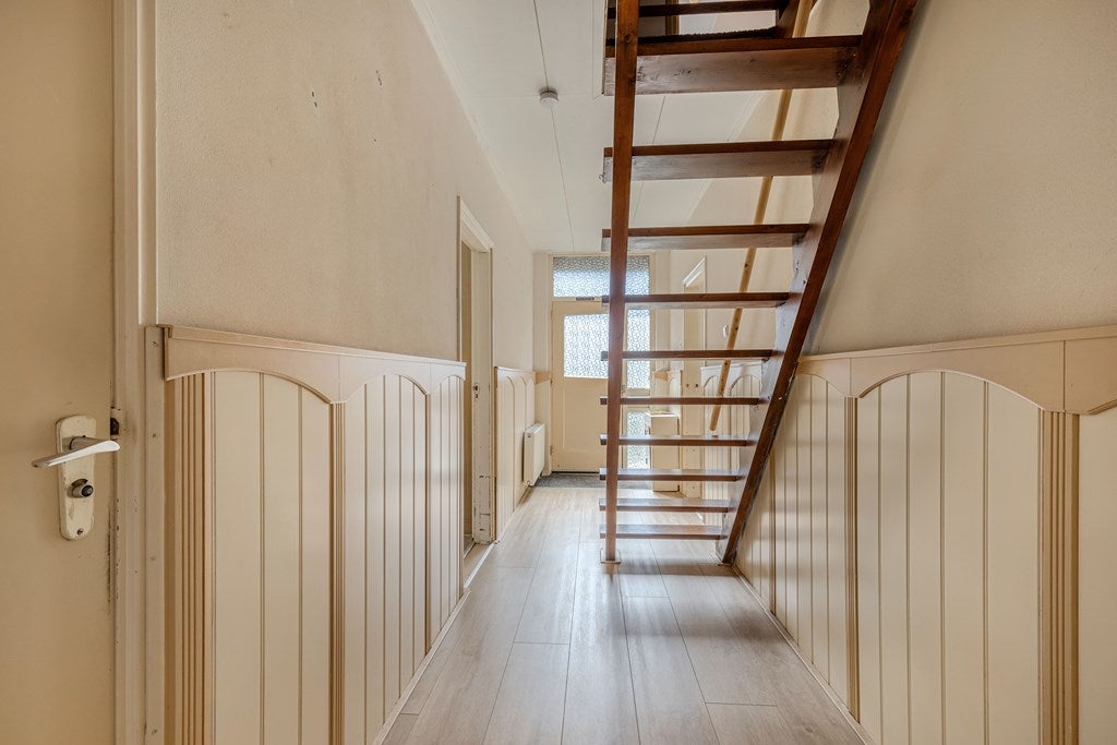 Vrijstaande woning te koop: Meester Döllestraat 1, Bakhuizen
