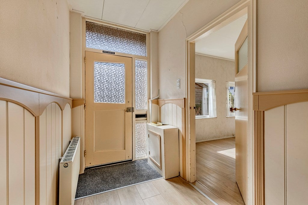 Vrijstaande woning te koop: Meester Döllestraat 1, Bakhuizen