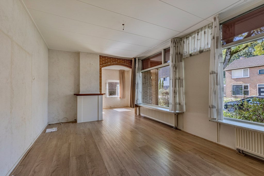 Vrijstaande woning te koop: Meester Döllestraat 1, Bakhuizen